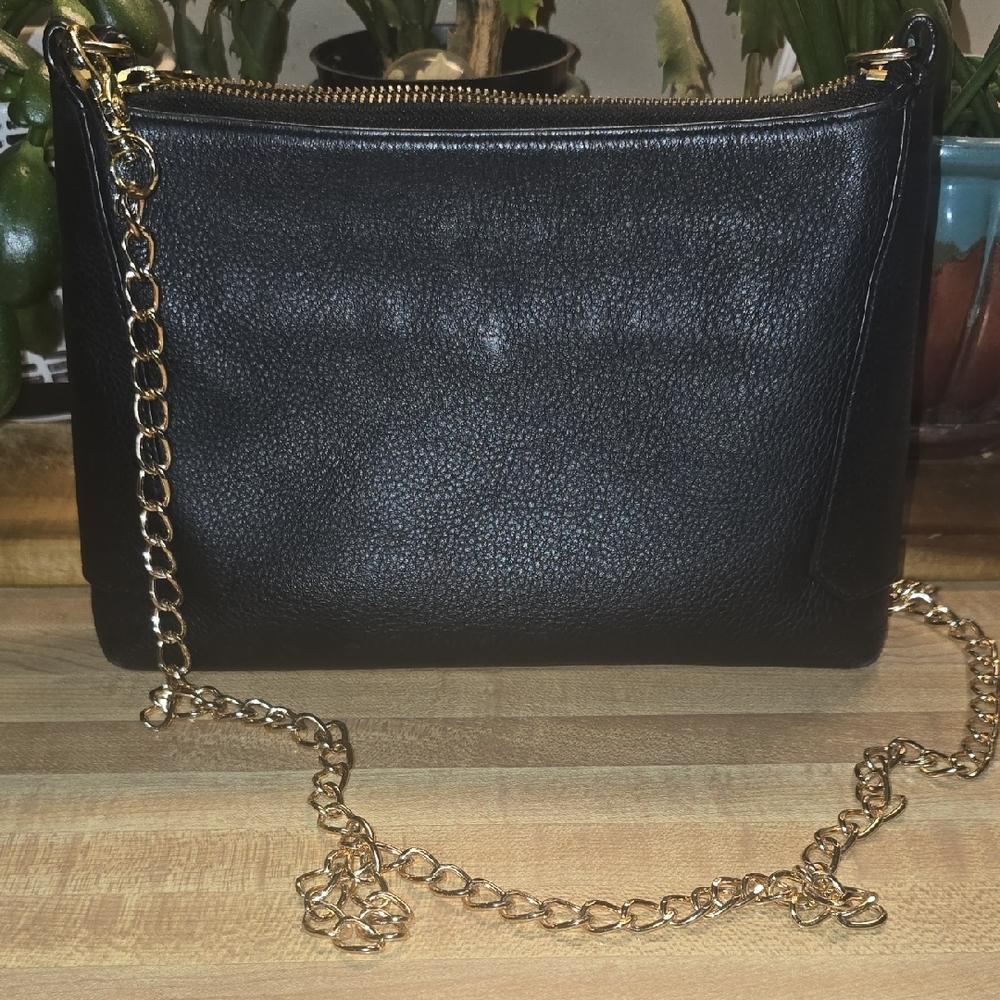 Henri Bendel Black Leather Crossbody Bag with Gold Chain - Picture 5 of 12